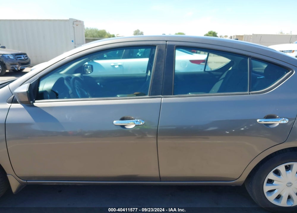 2016 NISSAN VERSA 1.6 SV VIN: 3N1CN7AP7GL899555