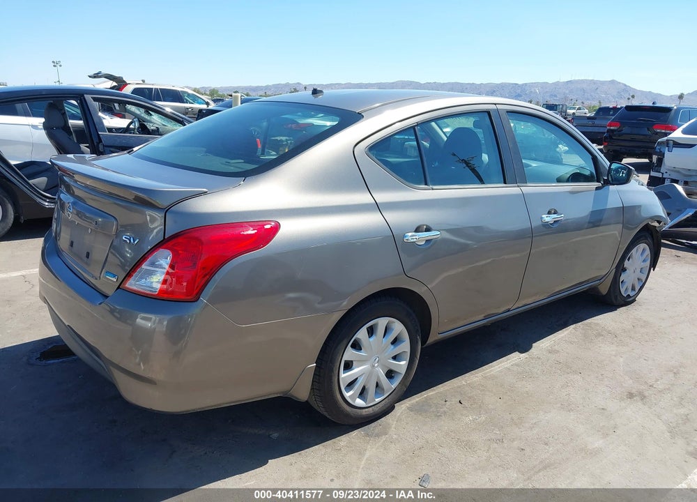2016 NISSAN VERSA 1.6 SV VIN: 3N1CN7AP7GL899555