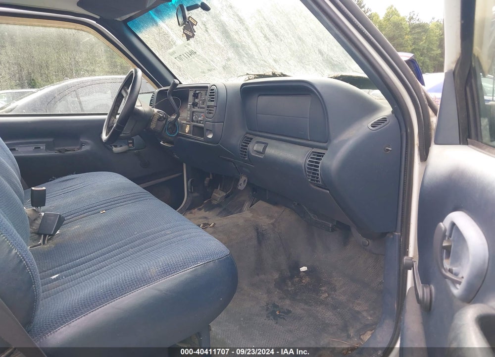 1997 GMC SIERRA 1500 SPECIAL VIN: 1GTEC14W3VZ523260