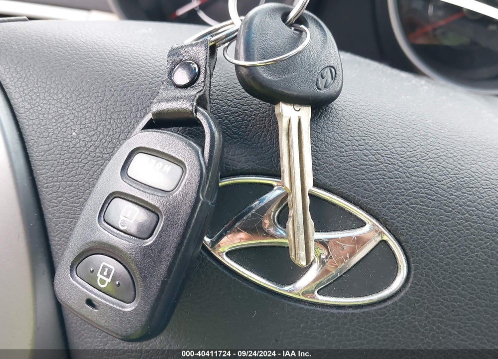 2014 HYUNDAI ELANTRA SE VIN: 5NPDH4AEXEH520051