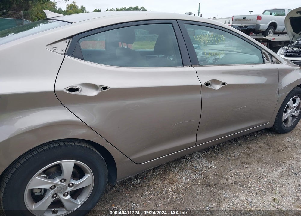 2014 HYUNDAI ELANTRA SE VIN: 5NPDH4AEXEH520051