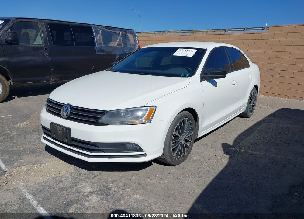 2016 VOLKSWAGEN JETTA 1.8T SPORT VIN: 3VWD17AJ1GM217804