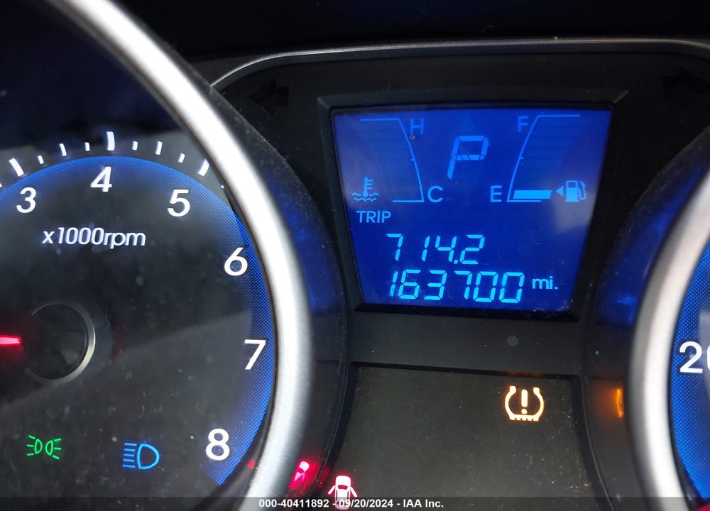2011 HYUNDAI TUCSON GLS VIN: KM8JU3AC1BU244072