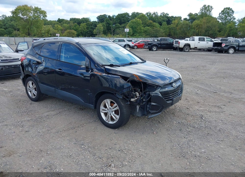 2011 HYUNDAI TUCSON GLS VIN: KM8JU3AC1BU244072