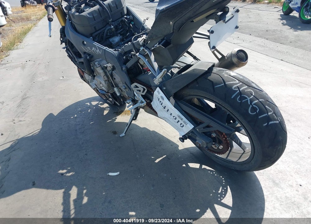 2019 BMW S 1000 RR VIN: WB10D6004KZ711736