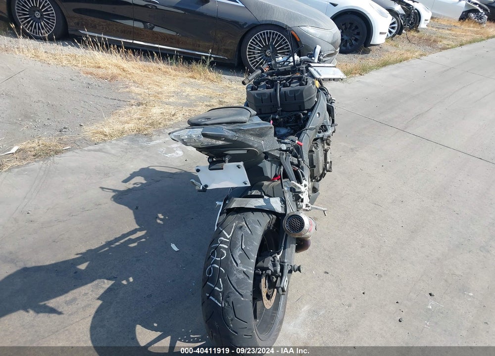 2019 BMW S 1000 RR VIN: WB10D6004KZ711736