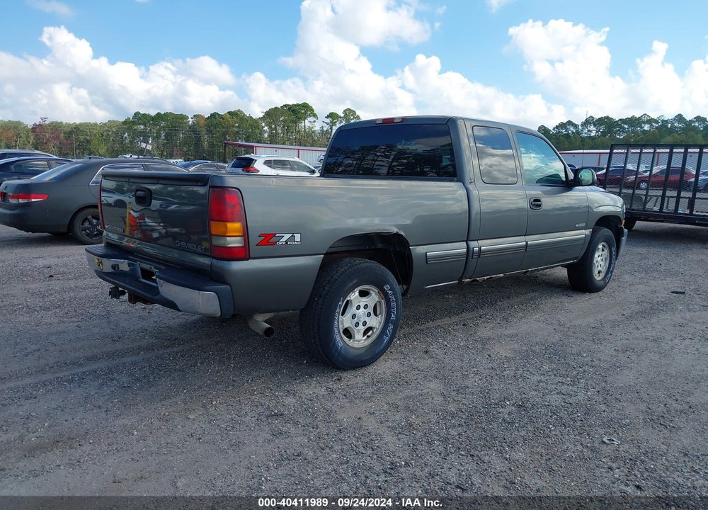 2002 CHEVROLET SILVERADO 1500 LS VIN: 2GCEK19T021192143