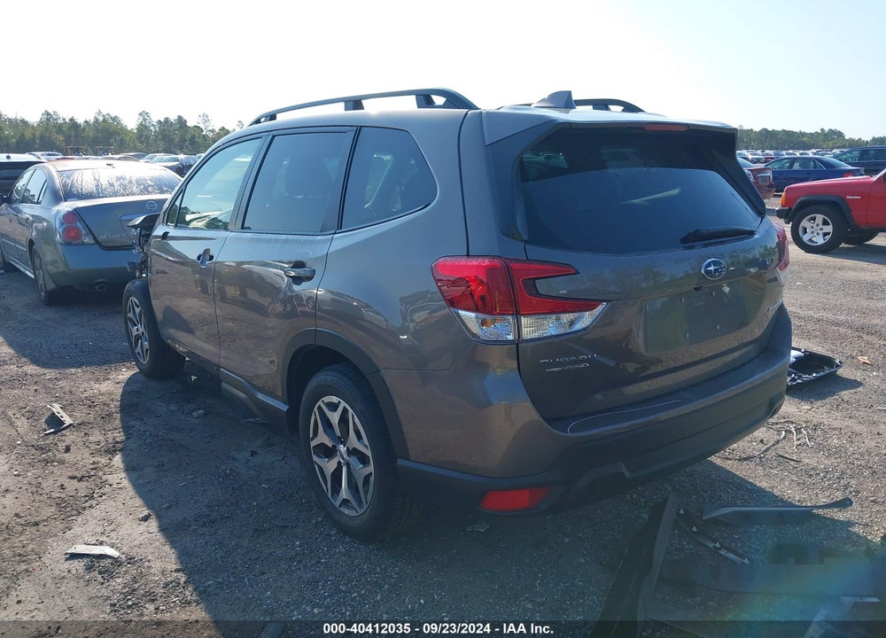 2022 SUBARU FORESTER PREMIUM VIN: JF2SKAEC2NH461836