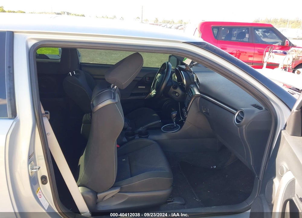 2014 SCION TC 10 SERIES VIN: JTKJF5C70E3072856