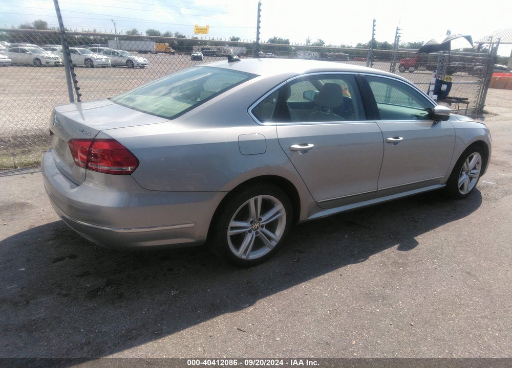 2013 VOLKSWAGEN PASSAT 2.0L TDI SEL PREMIUM VIN: 1VWCN7A35DC052175