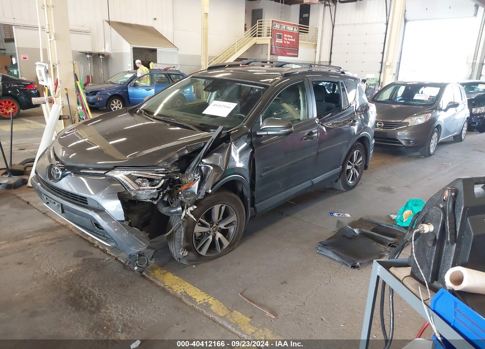 2017 TOYOTA RAV4 XLE VIN: JTMRFREV9HJ123865