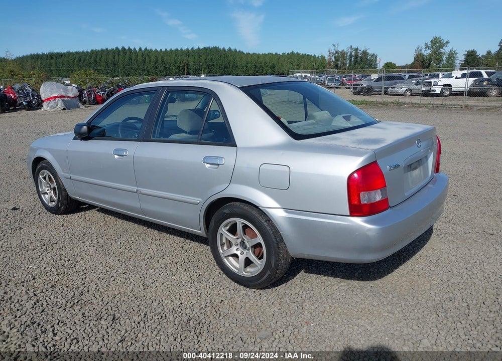 2001 MAZDA PROTEGE VIN: JM1BJ225810420438