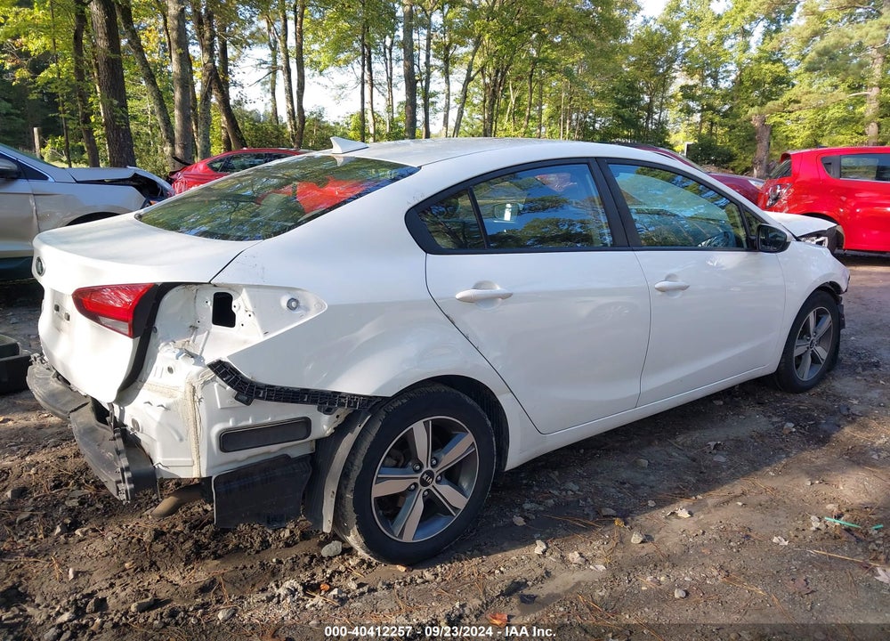 2018 KIA FORTE LX VIN: 3KPFL4A77JE239462
