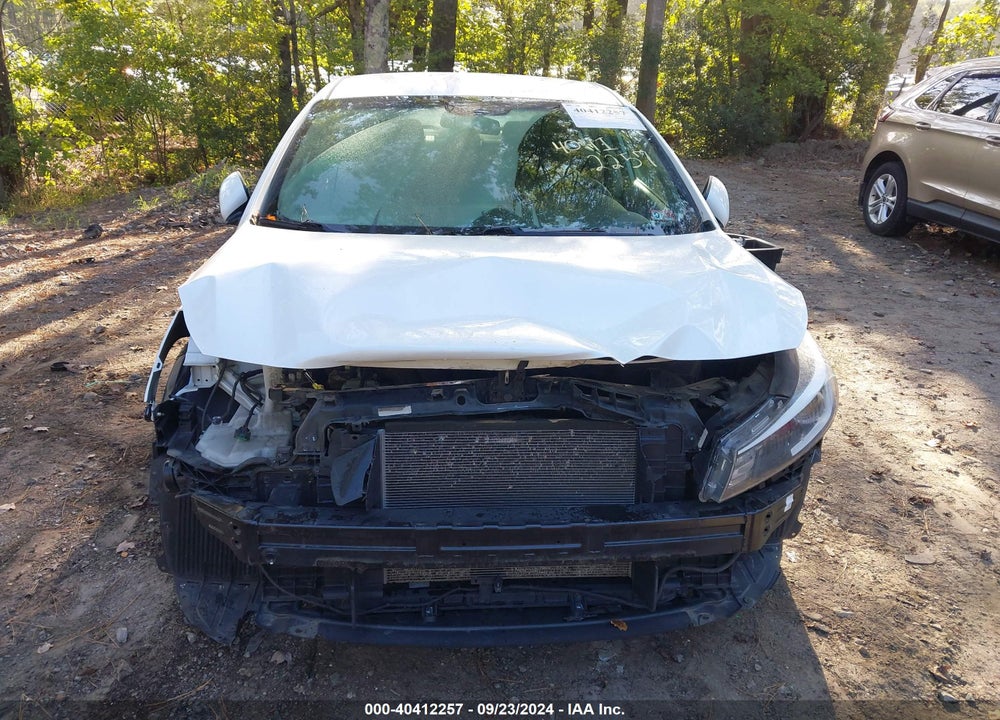 2018 KIA FORTE LX VIN: 3KPFL4A77JE239462