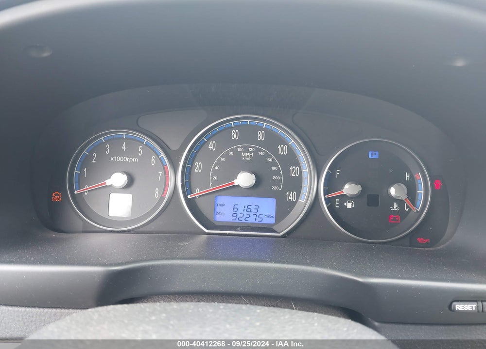 2008 HYUNDAI SANTA FE GLS VIN: 5NMSG73D58H199229