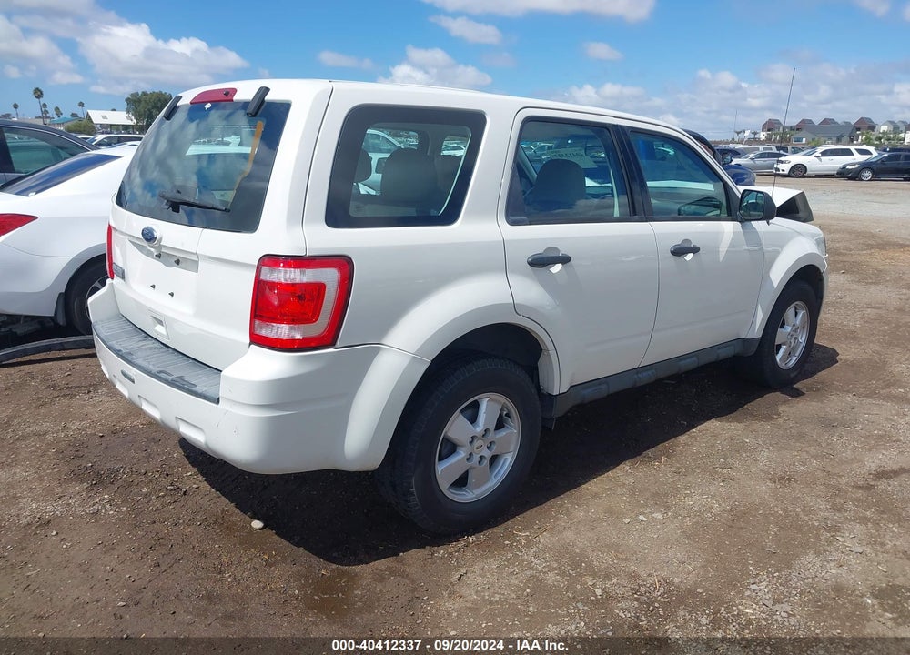2011 FORD ESCAPE XLS VIN: 1FMCU0C7XBKA68559