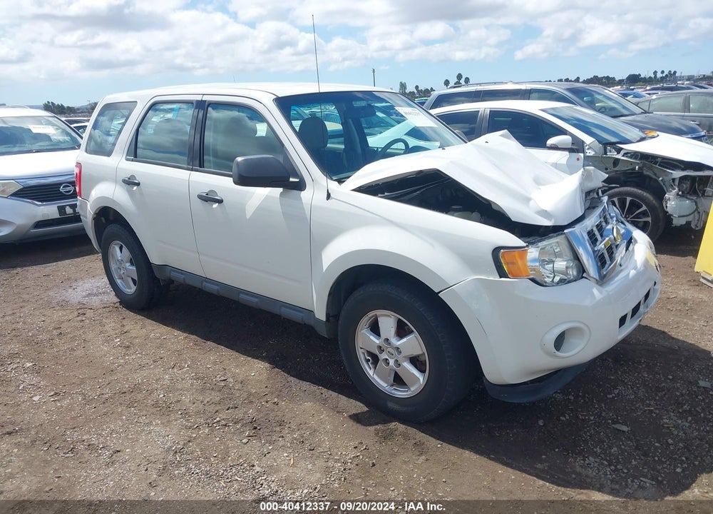 2011 FORD ESCAPE XLS VIN: 1FMCU0C7XBKA68559