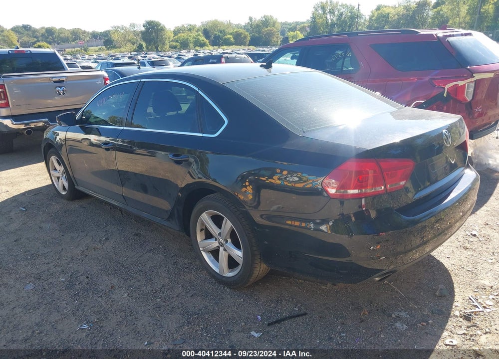 2012 VOLKSWAGEN PASSAT 2.5L SE VIN: 1VWBP7A32CC107153