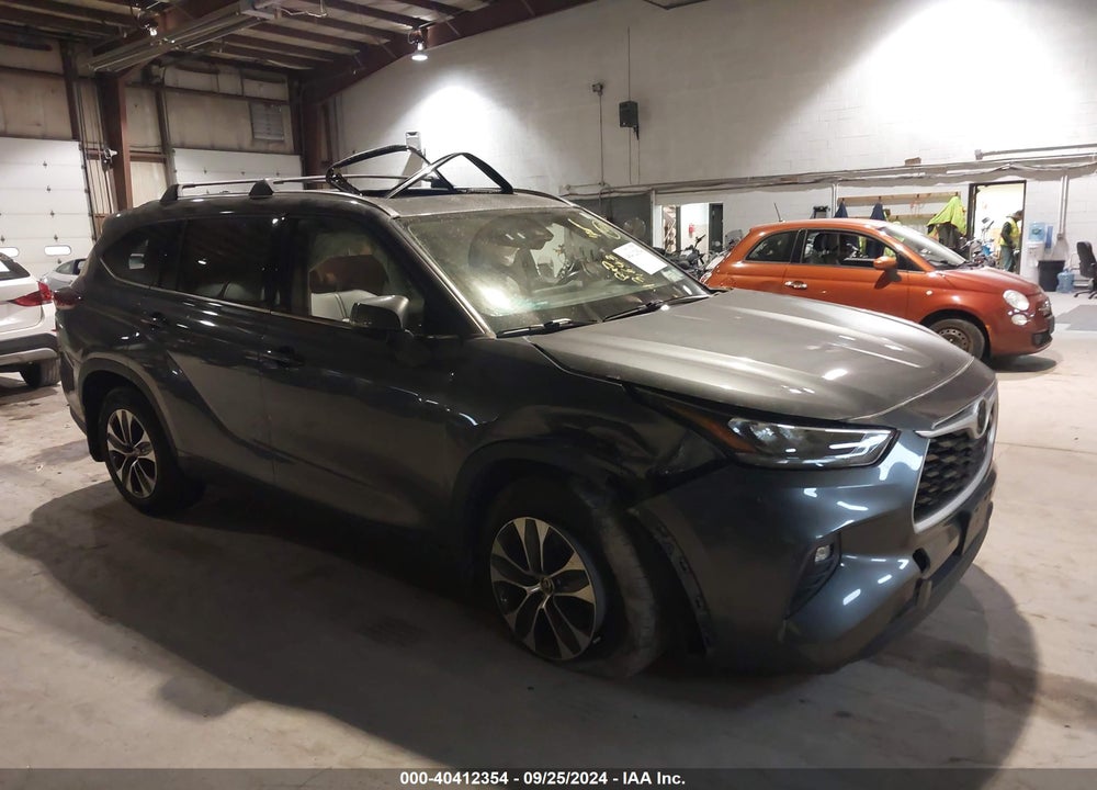 2020 TOYOTA HIGHLANDER XLE VIN: 5TDHZRBH6LS011229