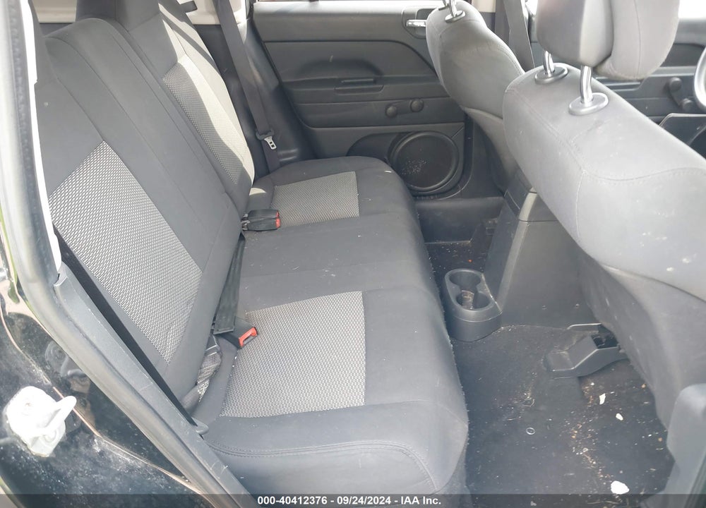 2010 JEEP COMPASS SPORT VIN: 1J4NT1FA3AD629579