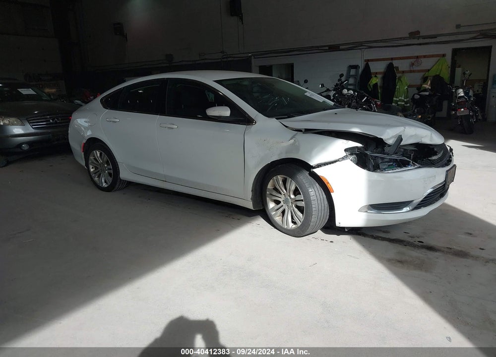 2015 CHRYSLER 200 LIMITED VIN: 1C3CCCABXFN582422