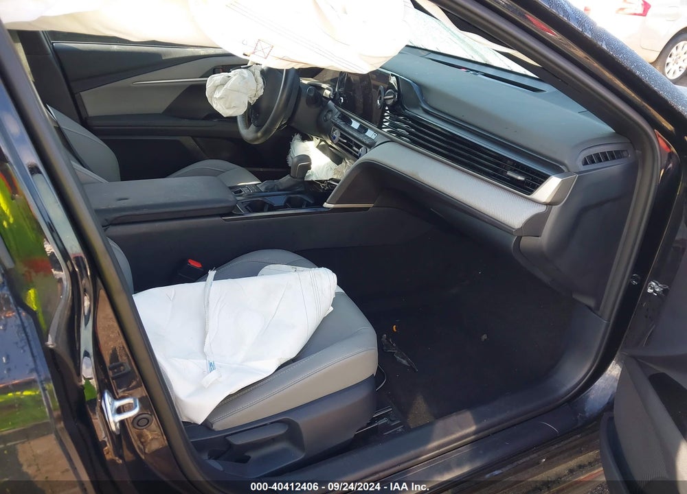 2025 TOYOTA CAMRY SE VIN: 4T1DAACK2SU025104
