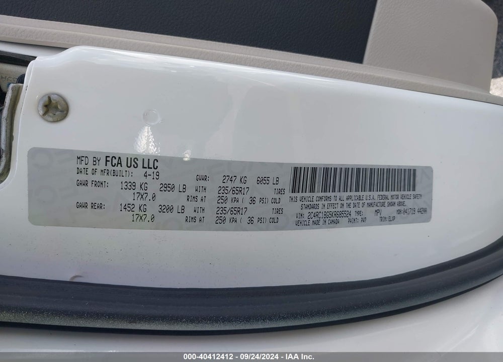 2019 CHRYSLER PACIFICA TOURING L VIN: 2C4RC1BG5KR685524