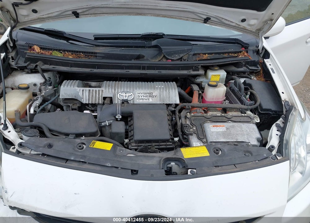 2011 TOYOTA PRIUS TWO VIN: JTDKN3DU2B5350972