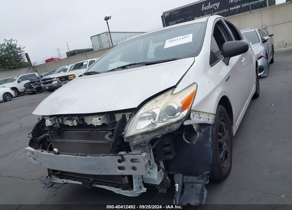 2015 TOYOTA PRIUS THREE VIN: JTDKN3DU8F0470035