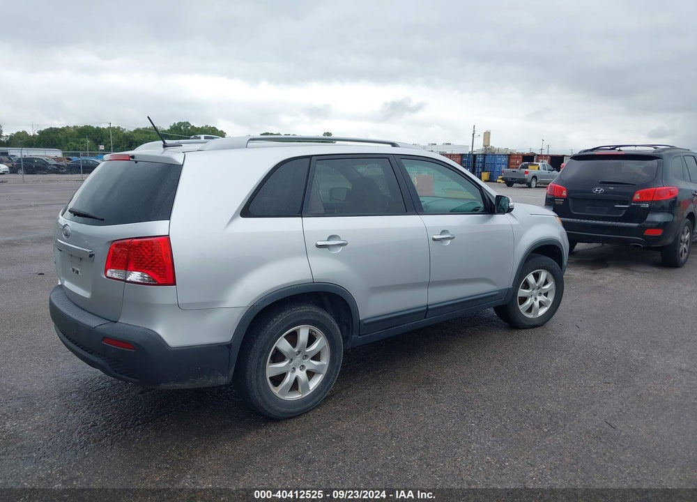 2011 KIA SORENTO LX VIN: 5XYKT4A12BG183249