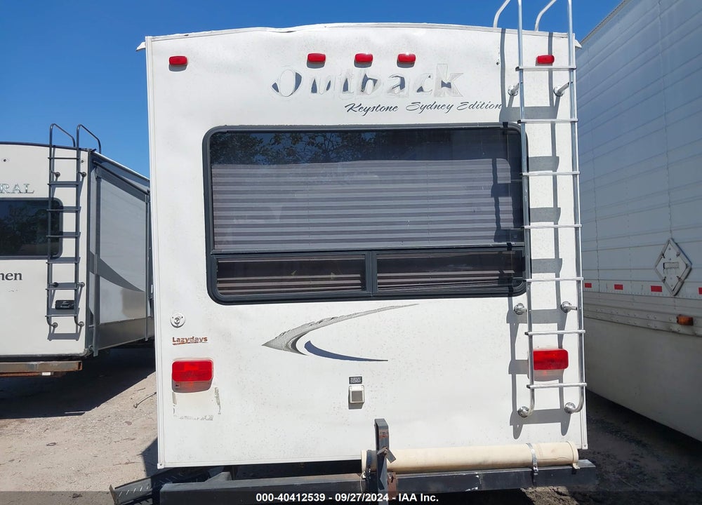 2010 KEYSTONE OUTBACK VIN: 4YDF3212XAB631113