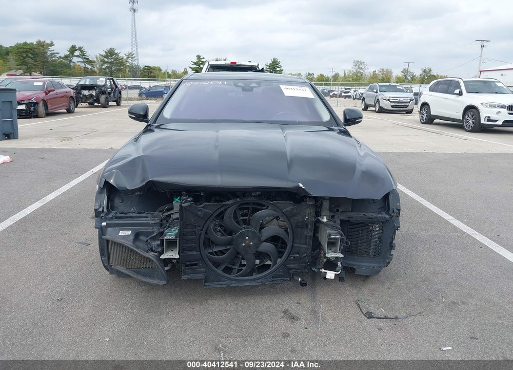 2019 JAGUAR XE VIN: SAJAJ4FX8KCP50861
