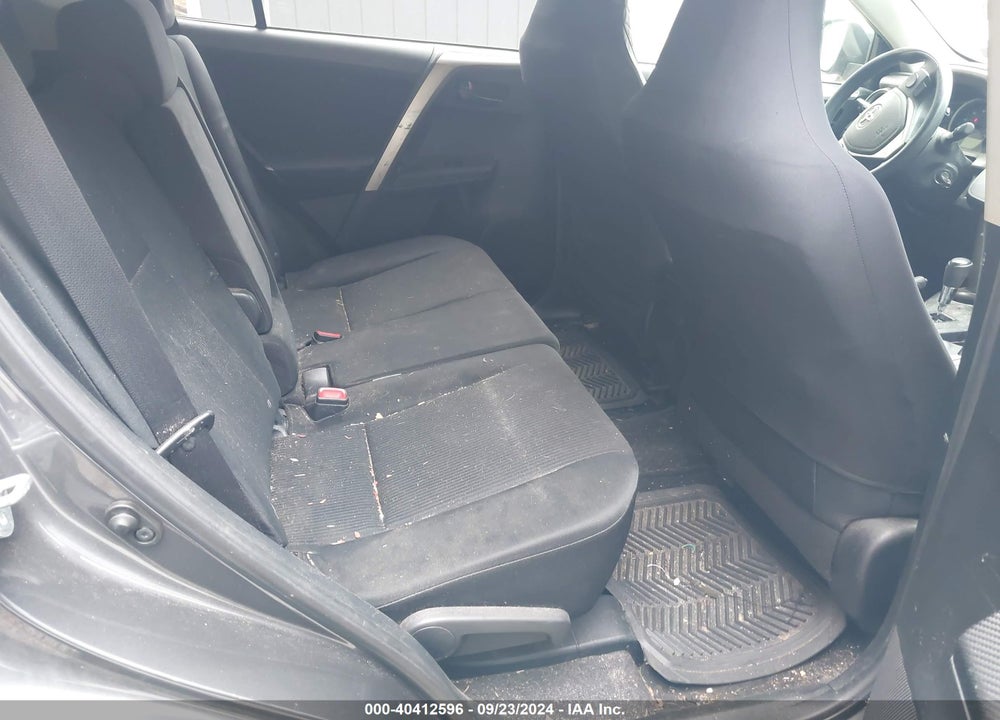 2015 TOYOTA RAV4 LE VIN: JTMZFREV4FJ054662