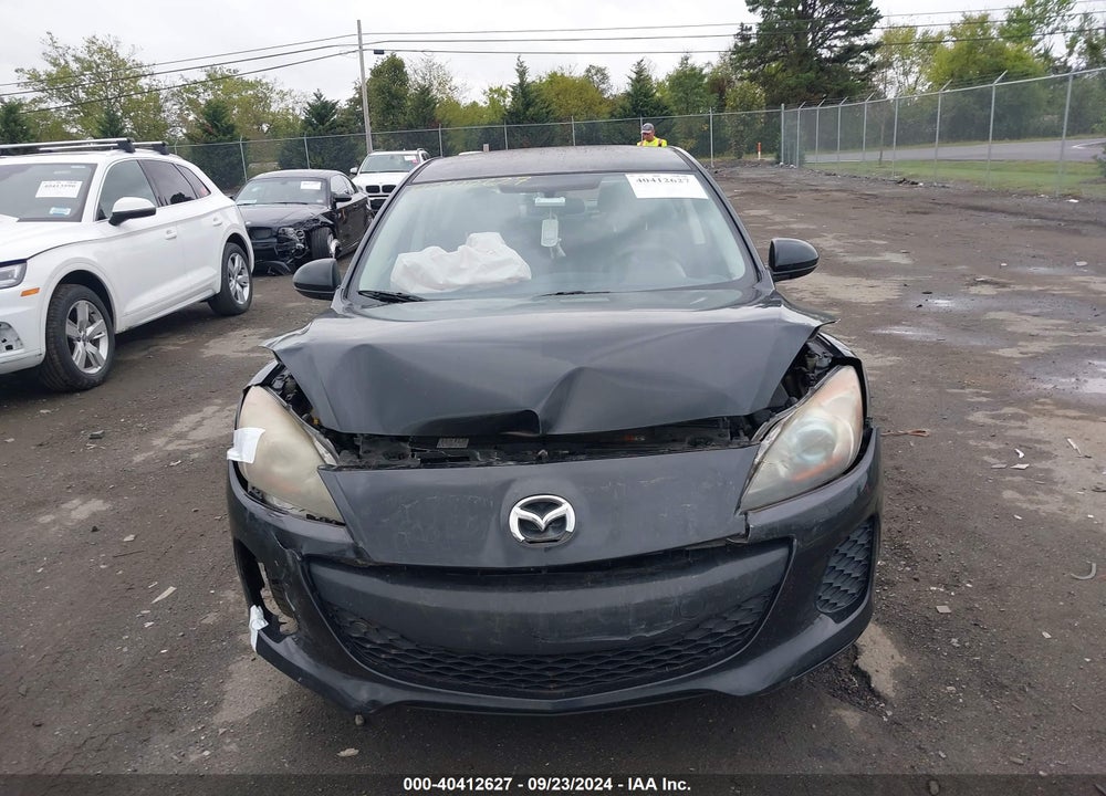 2013 MAZDA 3 I SPORT VIN: JM1BL1UP9D1833695