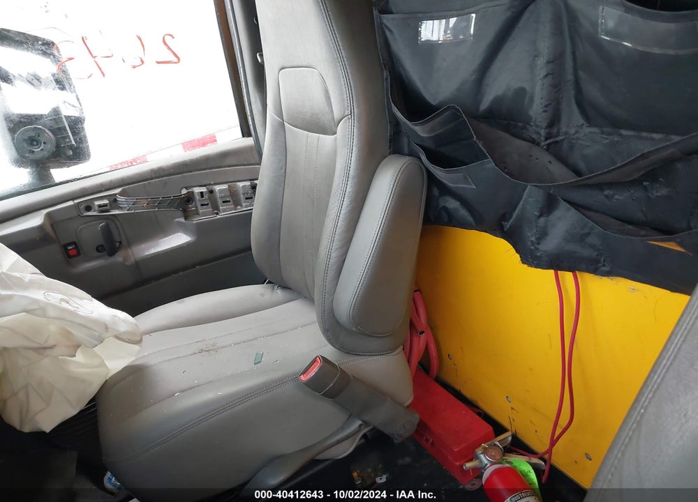 2013 GMC SAVANA CUTAWAY 3500 VIN: 1GD374CGXD1184089