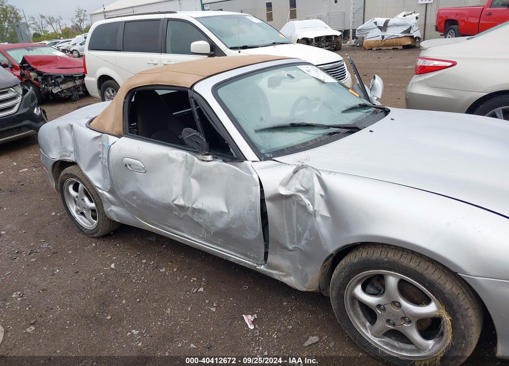 2001 MAZDA MX-5 MIATA LS/SPECIAL EDITION VIN: JM1NB353810208441