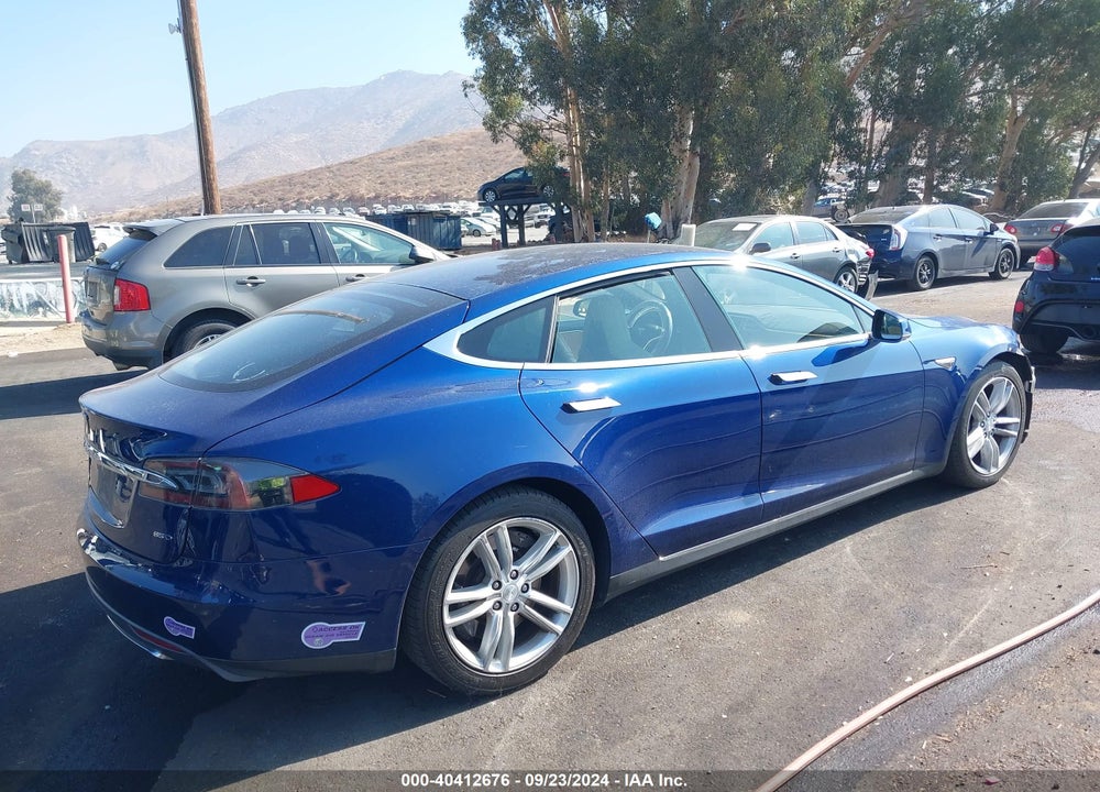 2015 TESLA MODEL S 70D/85D/P85D VIN: 5YJSA1E27FF109894