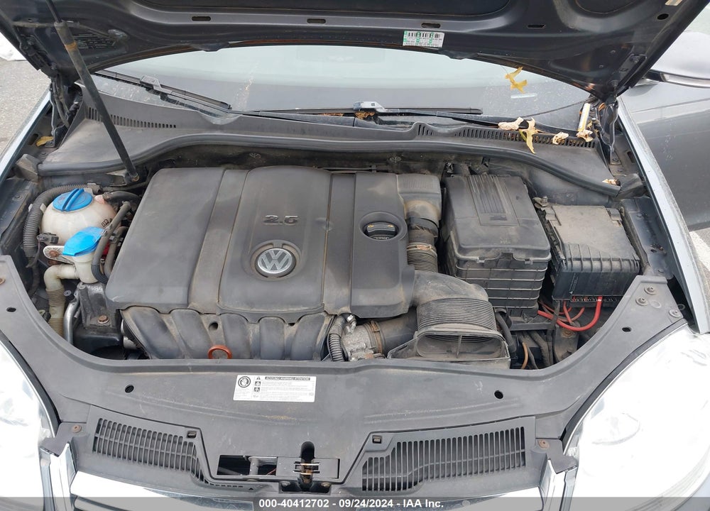 2010 VOLKSWAGEN JETTA SE VIN: 3VWRX7AJ6AM021109