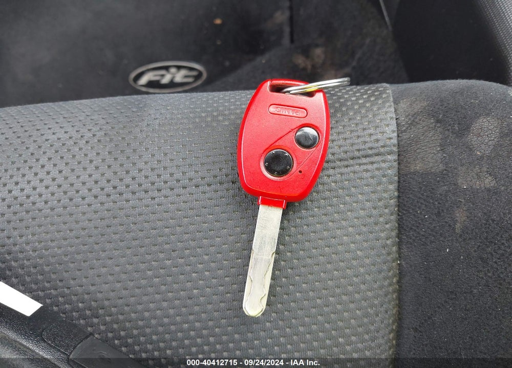 2007 HONDA FIT SPORT VIN: JHMGD37627S020035