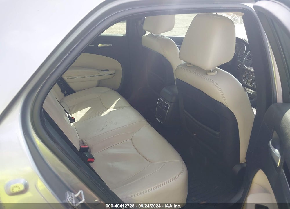 2015 CHRYSLER 300 LIMITED VIN: 2C3CCAAG2FH785913
