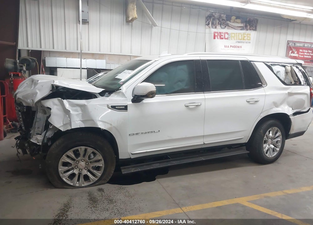 2024 GMC YUKON 4WD DENALI VIN: 1GKS2DKT8RR182657