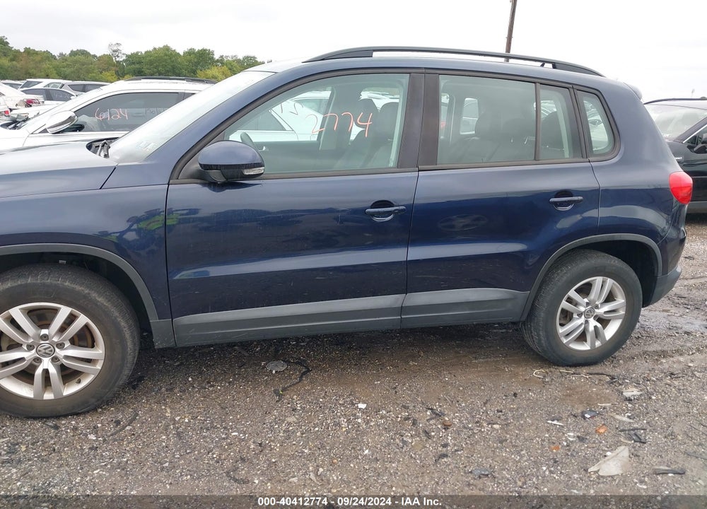 2016 VOLKSWAGEN TIGUAN S VIN: WVGAV7AX7GW578805