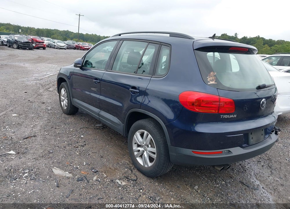 2016 VOLKSWAGEN TIGUAN S VIN: WVGAV7AX7GW578805