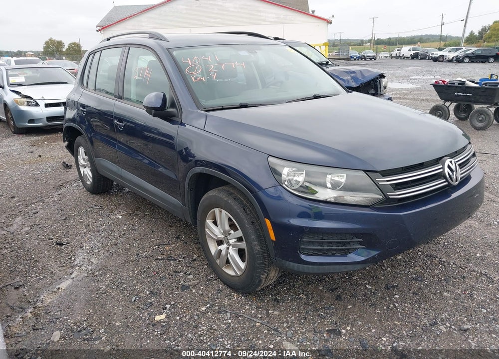 2016 VOLKSWAGEN TIGUAN S VIN: WVGAV7AX7GW578805