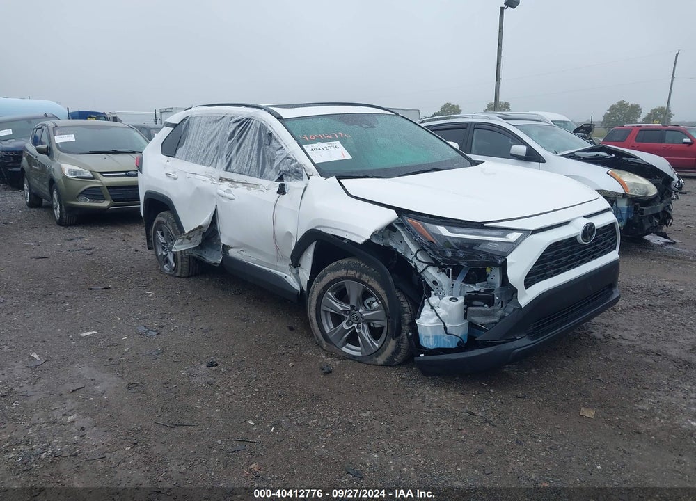 2024 TOYOTA RAV4 XLE VIN: 2T3P1RFV6RC394844