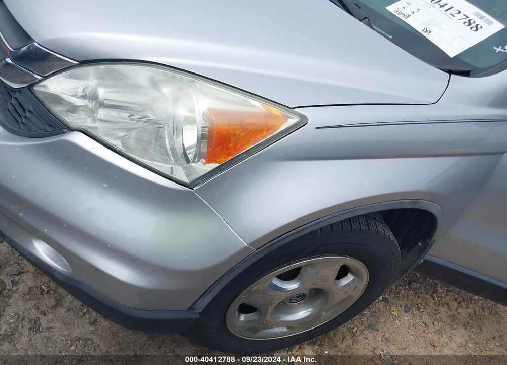 2011 HONDA CR-V LX VIN: 5J6RE3H39BL019702