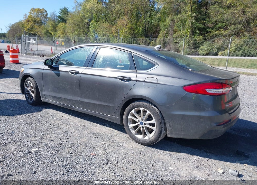 2019 FORD FUSION SE VIN: 3FA6P0HD8KR125995