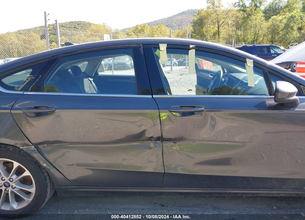 2019 FORD FUSION SE VIN: 3FA6P0HD8KR125995