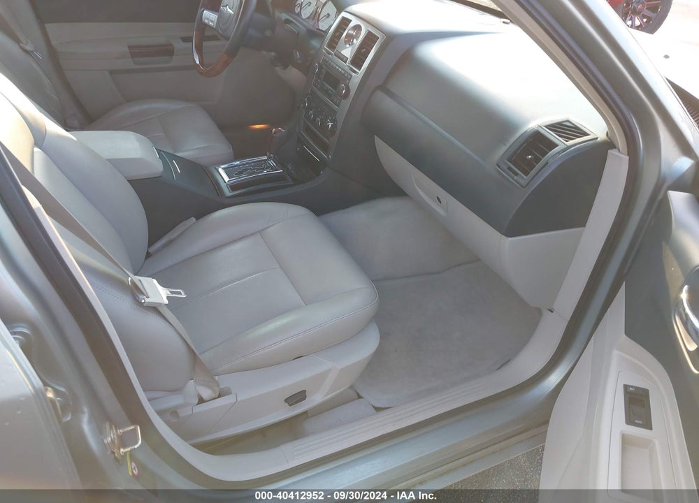 2005 CHRYSLER 300 TOURING VIN: 2C3AA53G15H548362