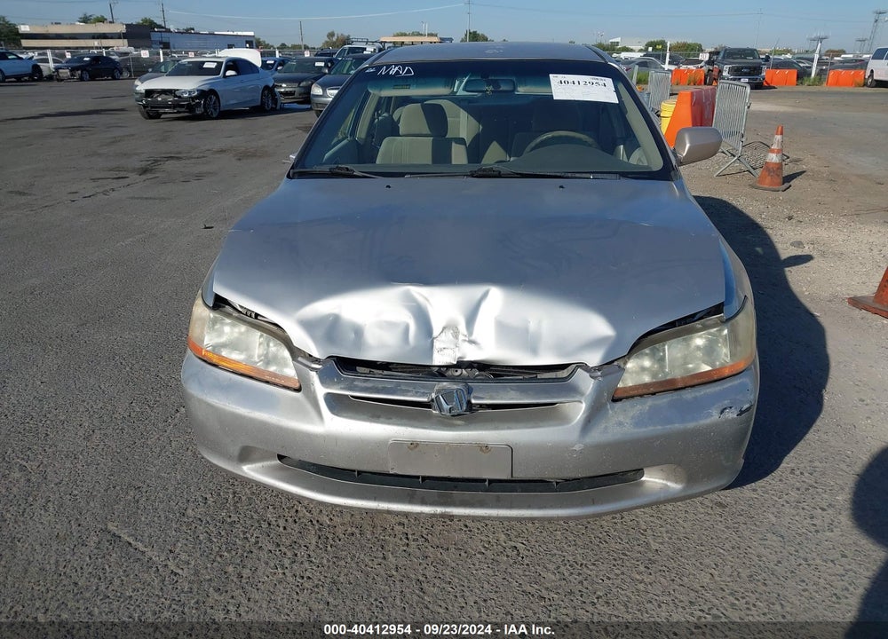 1999 HONDA ACCORD LX VIN: JHMCG6654XC017616
